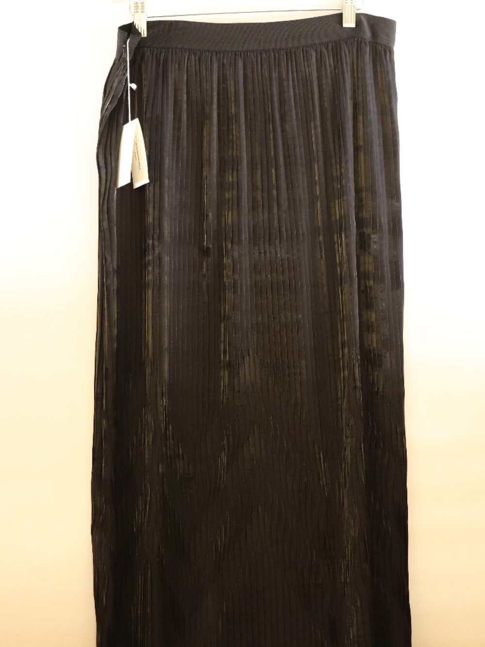 Nicole Farhi full length evening skirt, black pleated skirt, UK size 14
